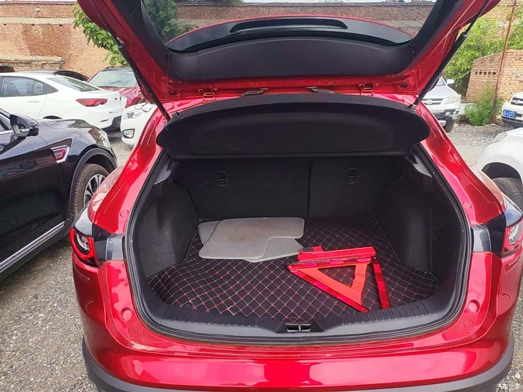 Mazda CX-4, 2021 19