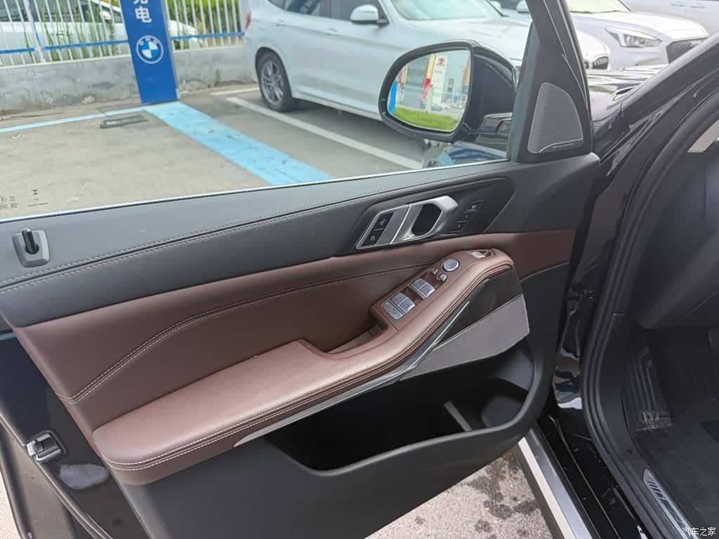 BMW X5, 2024 6
