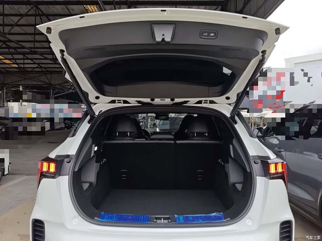 Lynk & Co 02, 2024 15