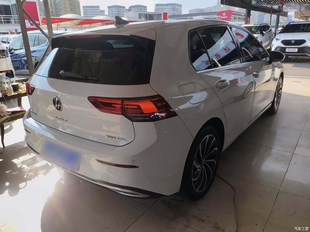 Volkswagen Golf, 2023 7