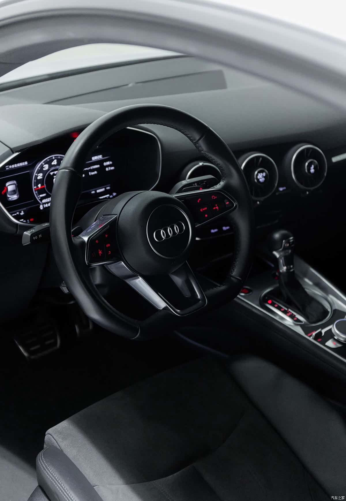 Audi TT, 2018 7