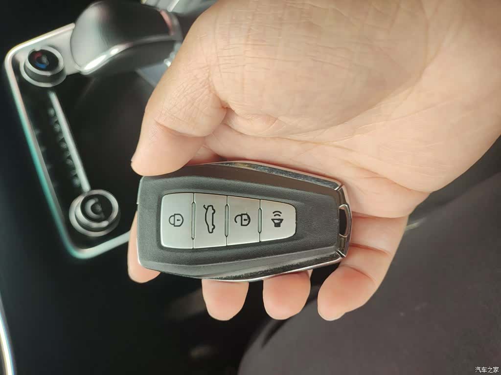 Geely Binray, 2021 9