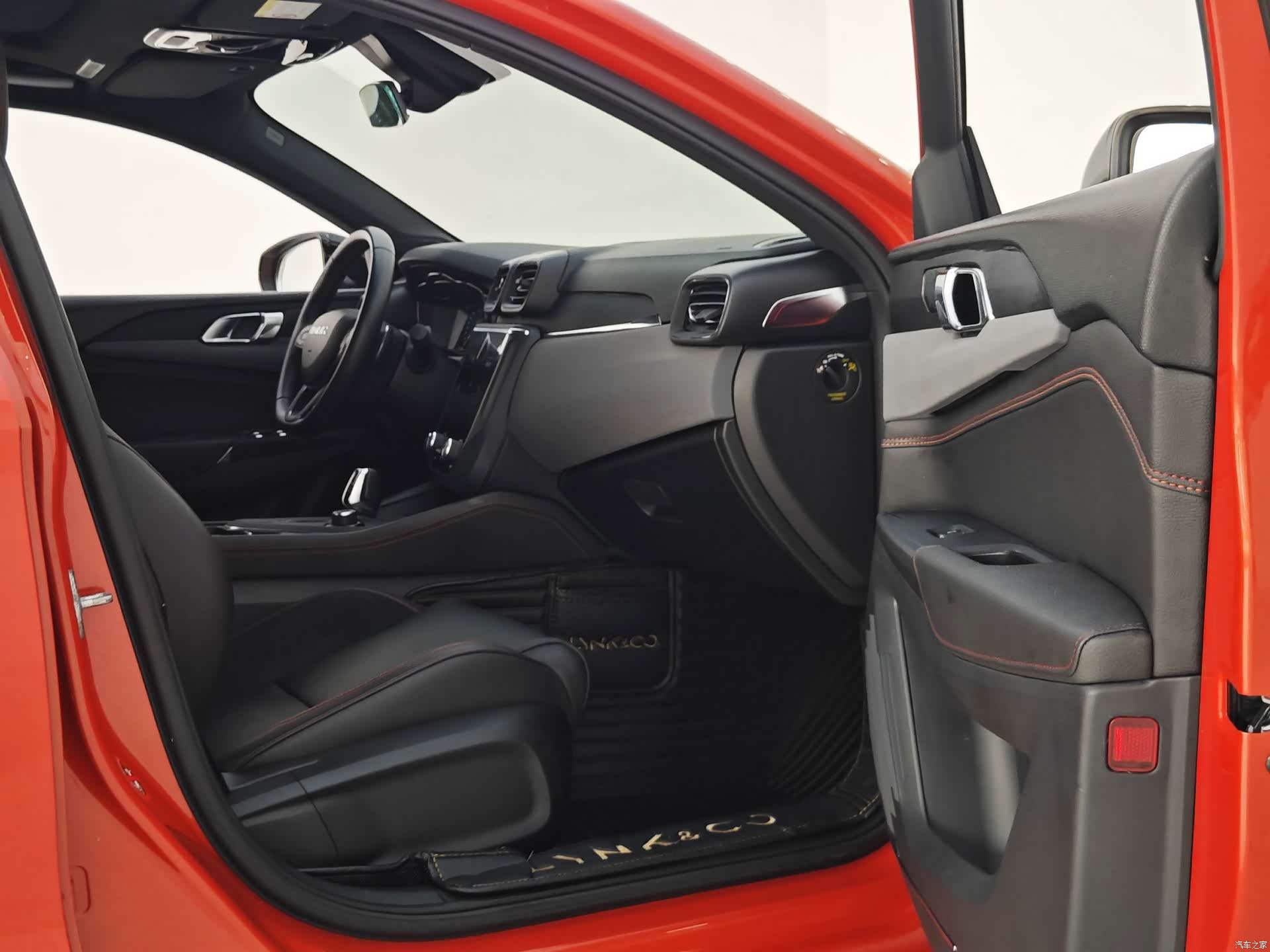Lynk & Co 01, 2019 14