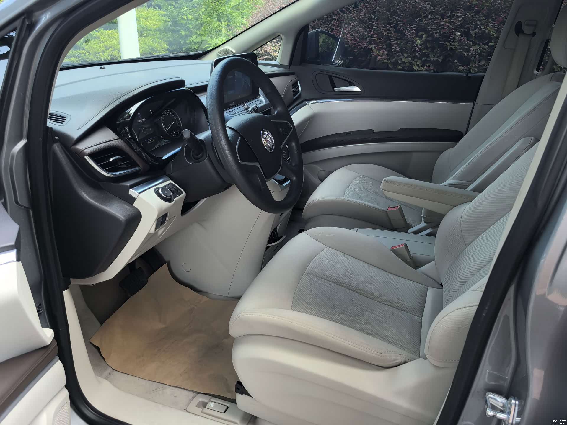 Buick GL8, 2024 7