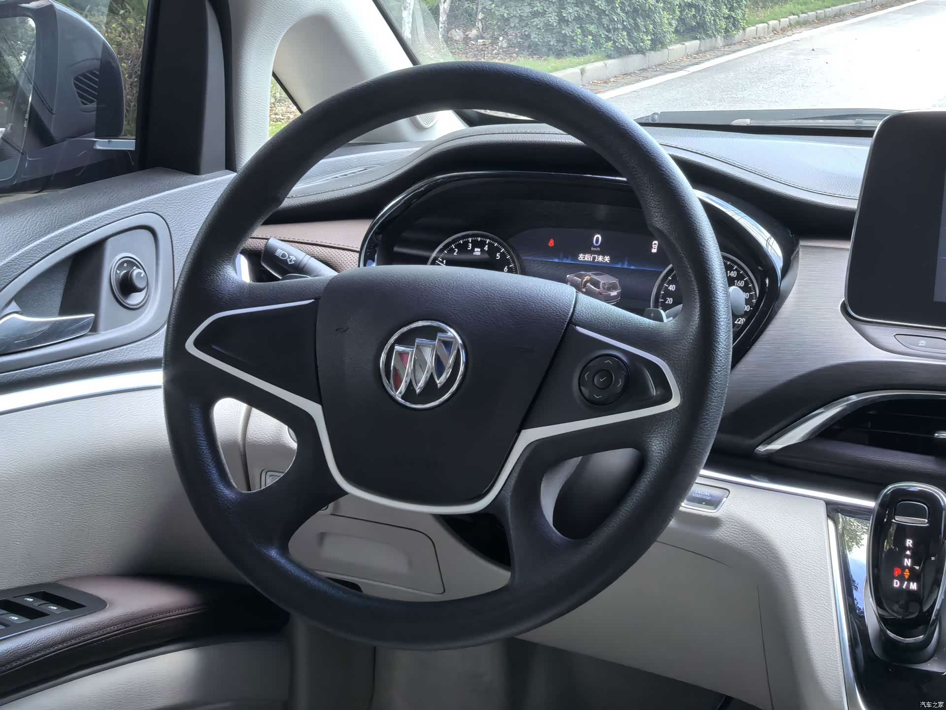 Buick GL8, 2024 11