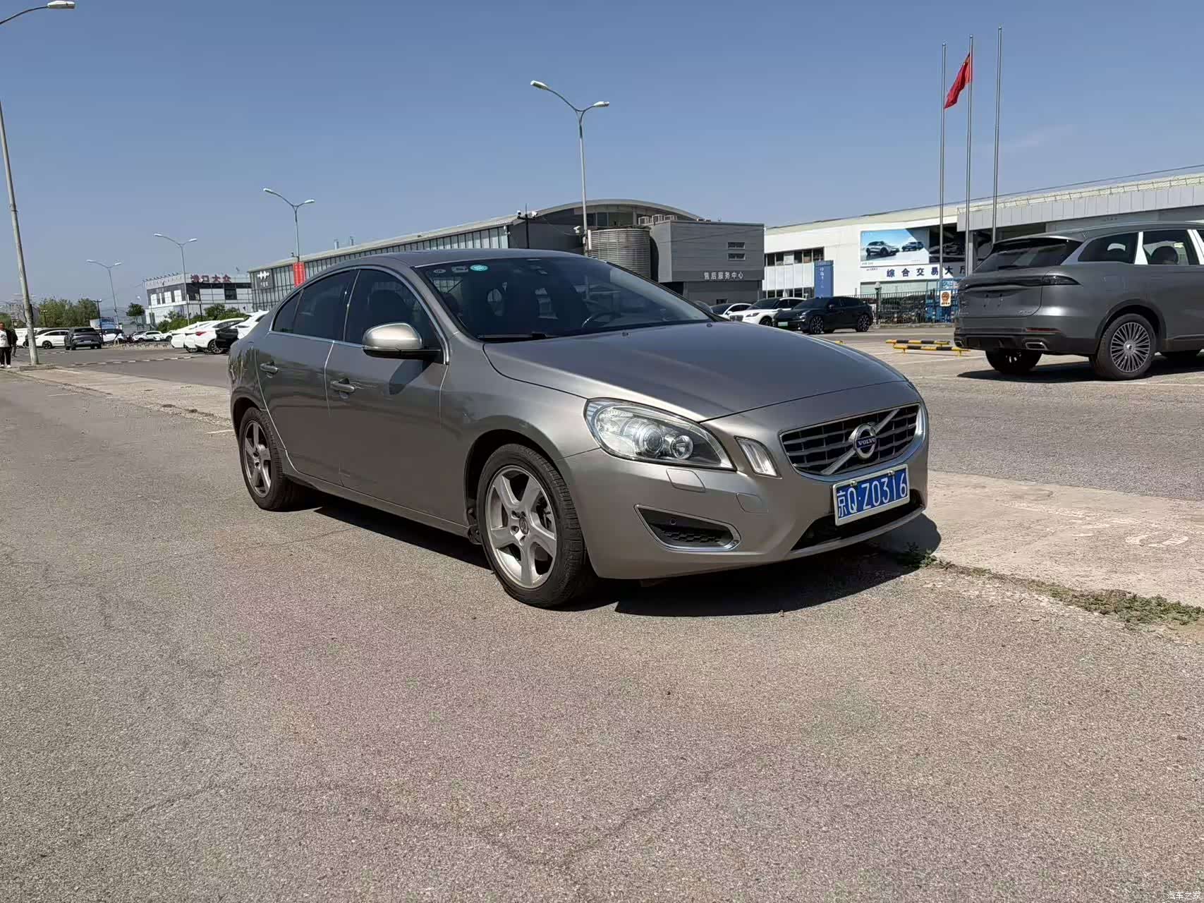 Volvo S60, 2012 3
