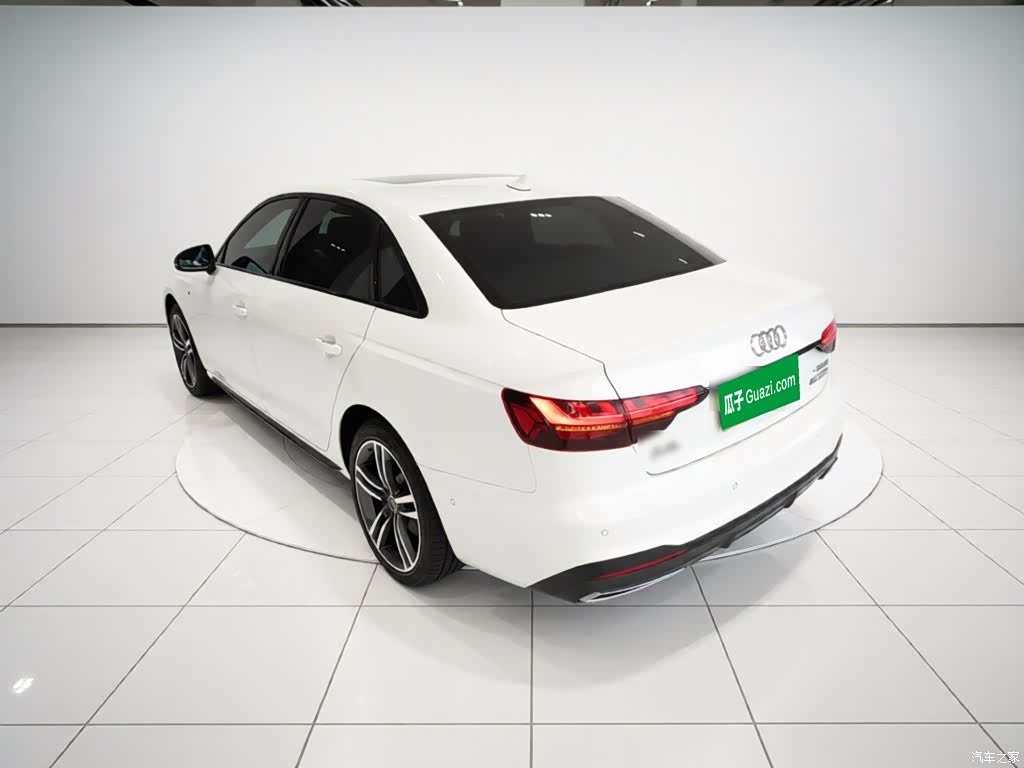 Audi A4L, 2023 все фото