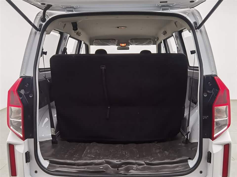 Wuling Wuling Hongguang PLUS