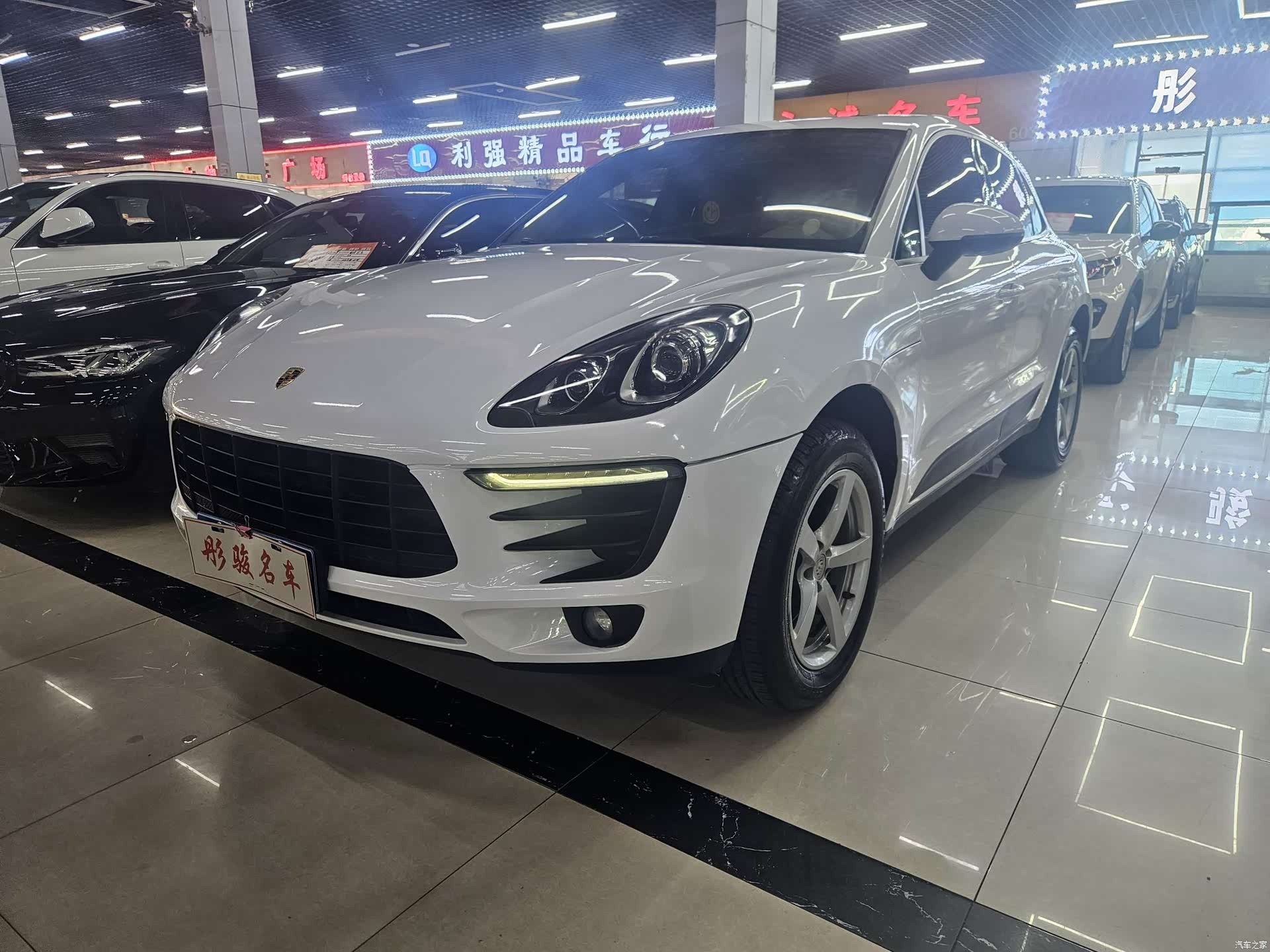 Porsche Macan, 2016 1