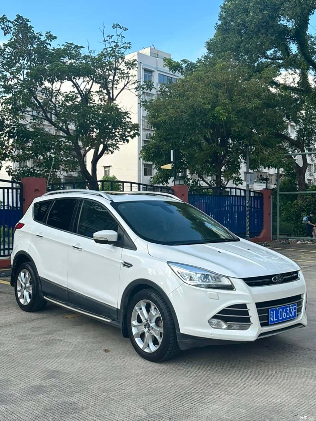 Ford Kuga, 2014 3