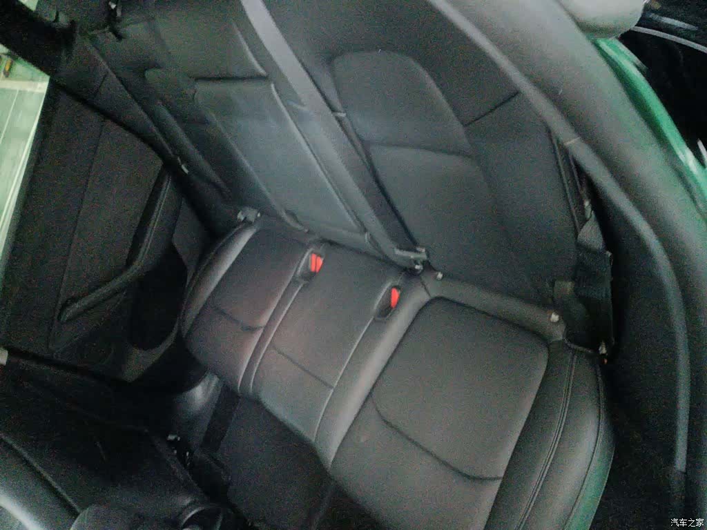 Tesla Model Y, 2024 17