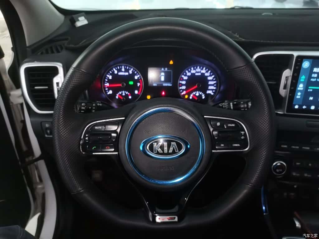 Kia KX5, 2016 6
