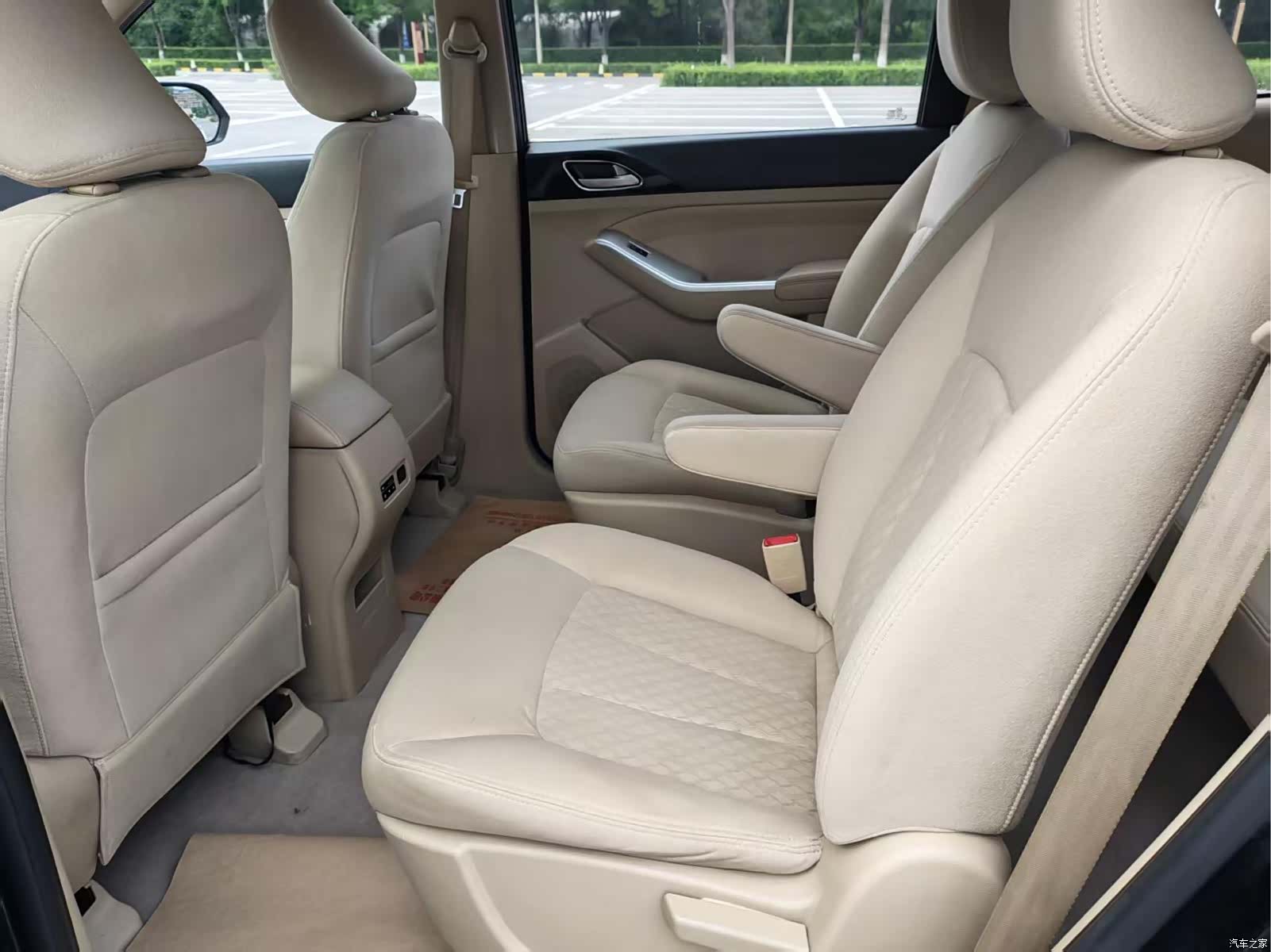 Wuling 730, 2015 все фото