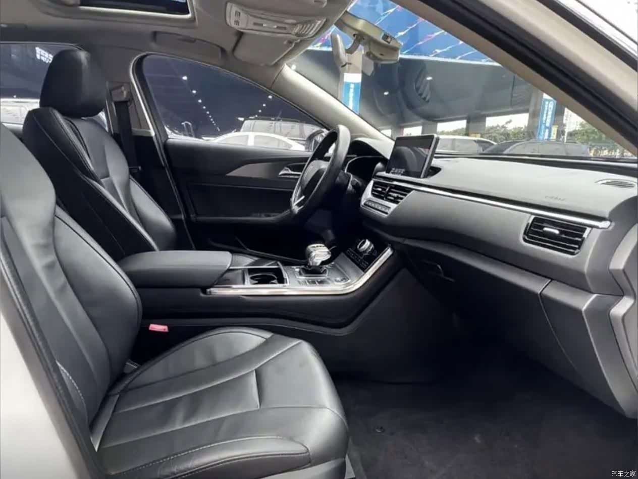 Hongqi H5, 2020 13