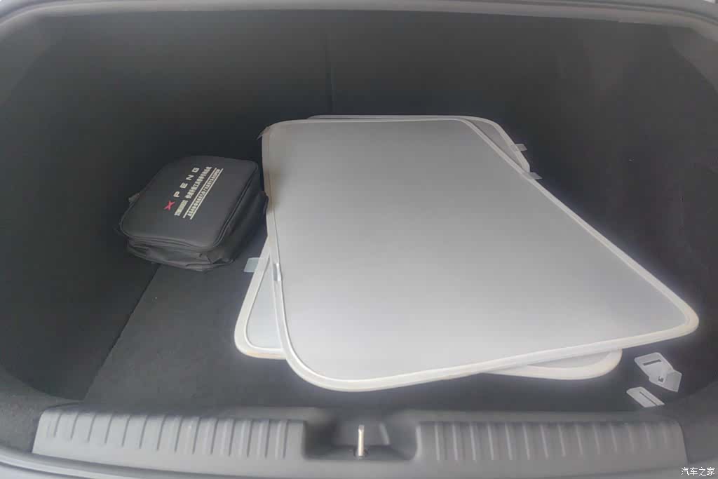 Xpeng P7, 2020 4