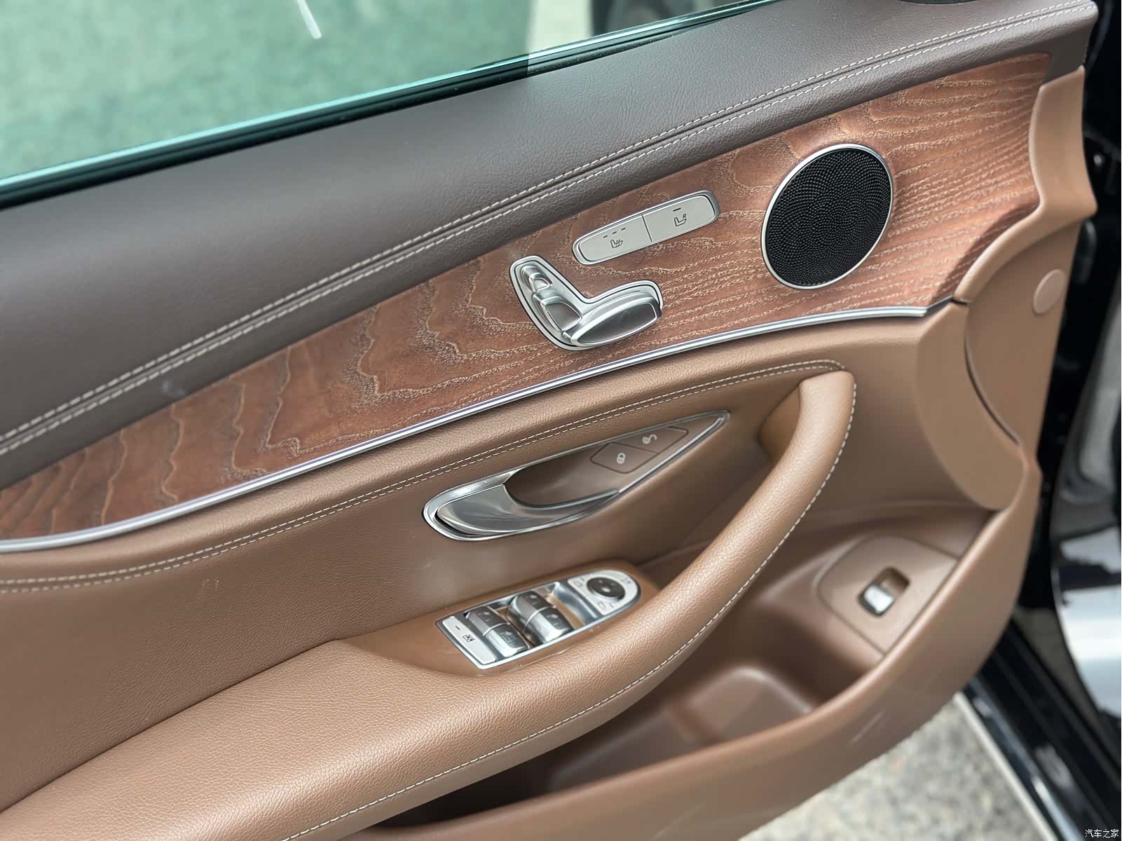 Mercedes-Benz E-Class, 2022 19