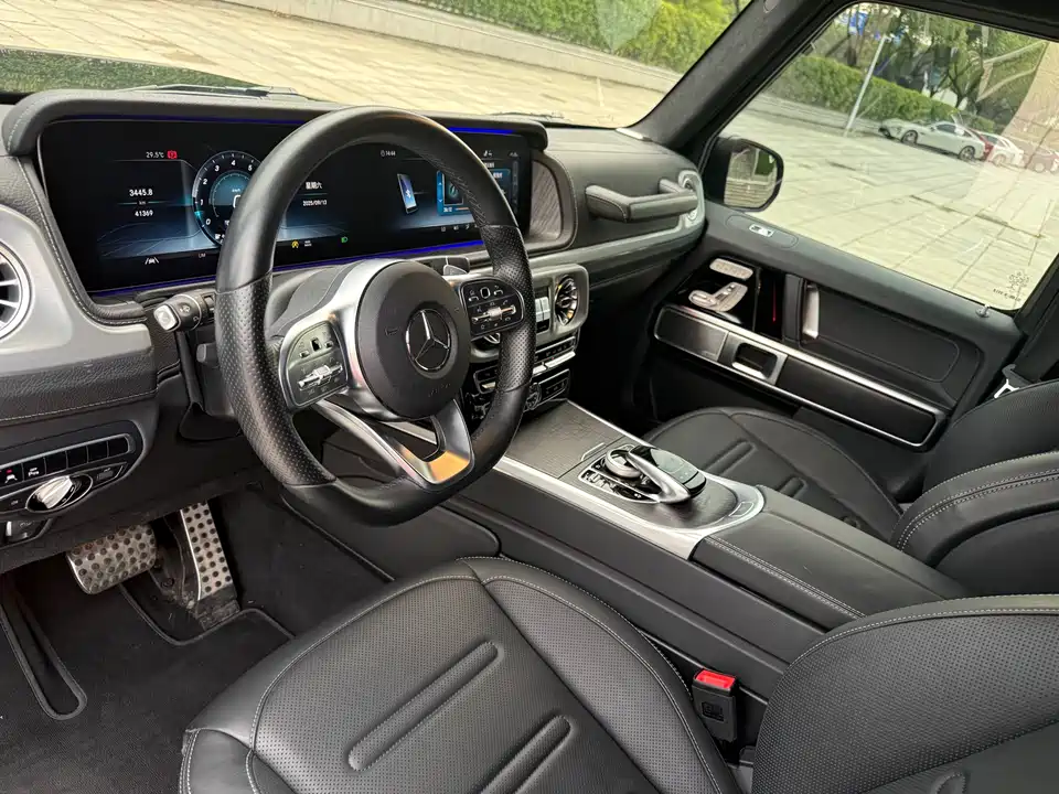 Mercedes-Benz G-class