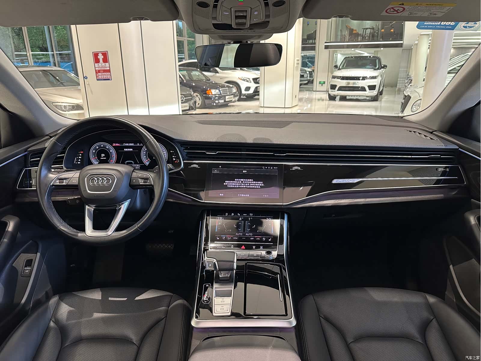 Audi Q8, 2021 все фото