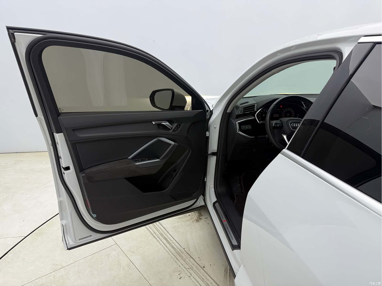 Audi Q3, 2021 21