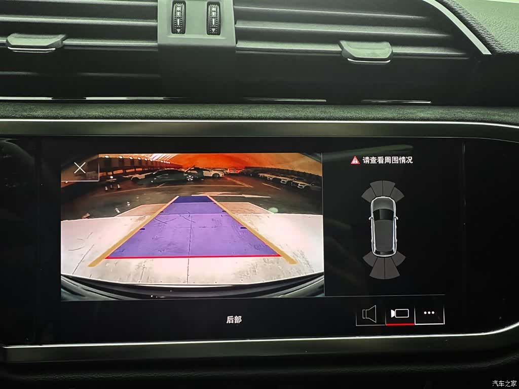Audi Q3, 2022 14