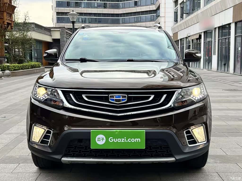 Geely X6, 2017 3