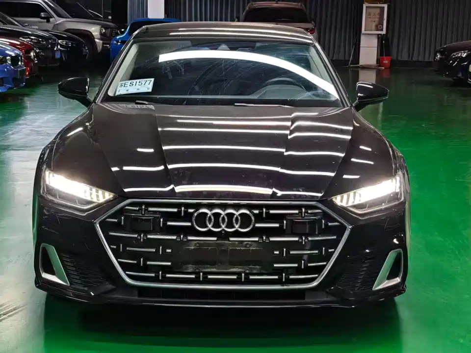 Audi A7L