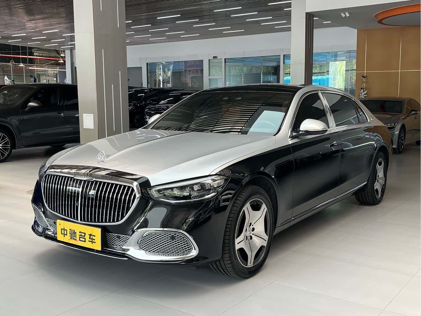 Maybach S-Class, 2023 1