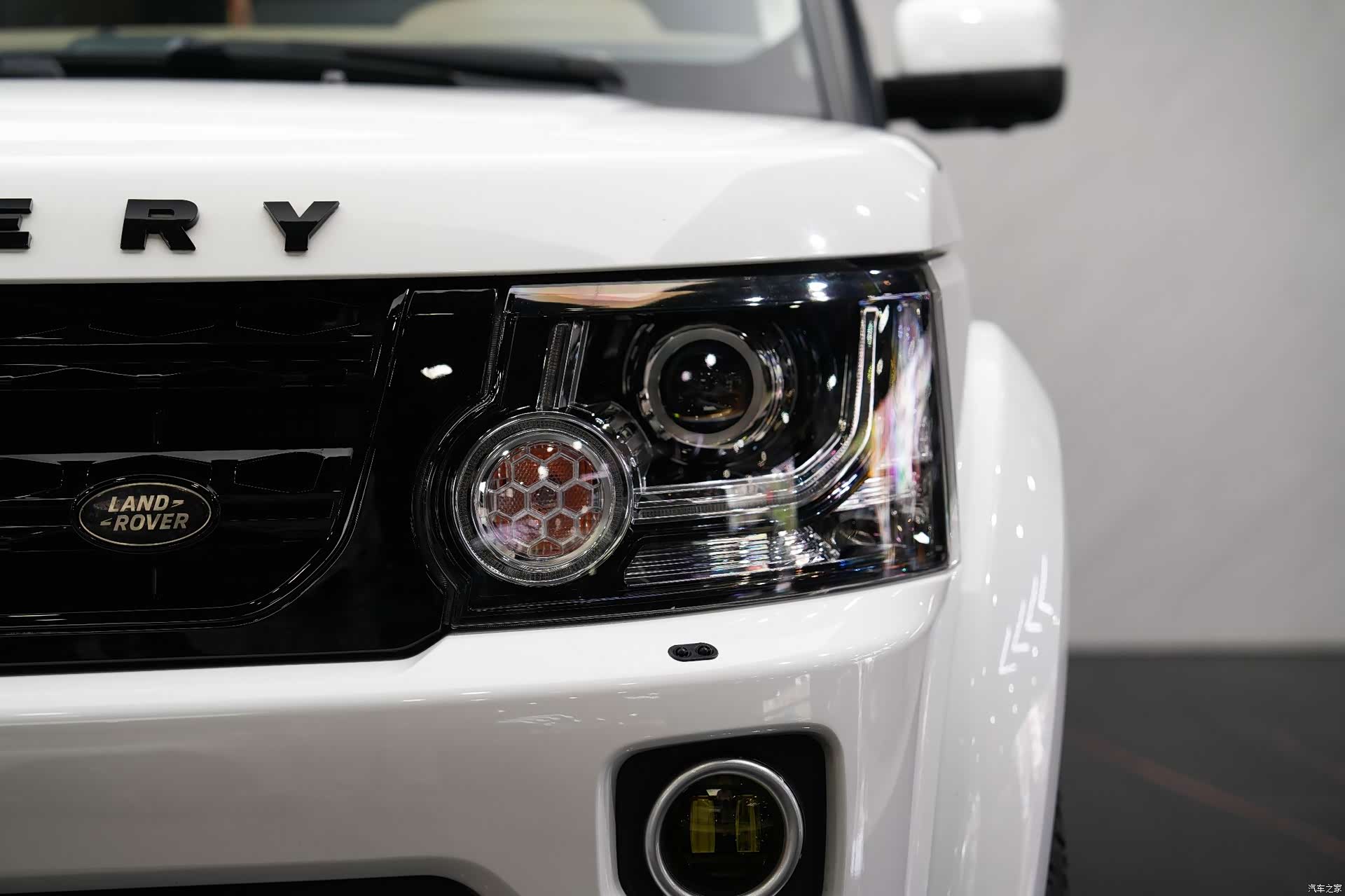 Land Rover Discovery, 2012 4
