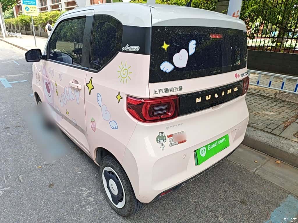 Wuling MINIEV, 2022 все фото