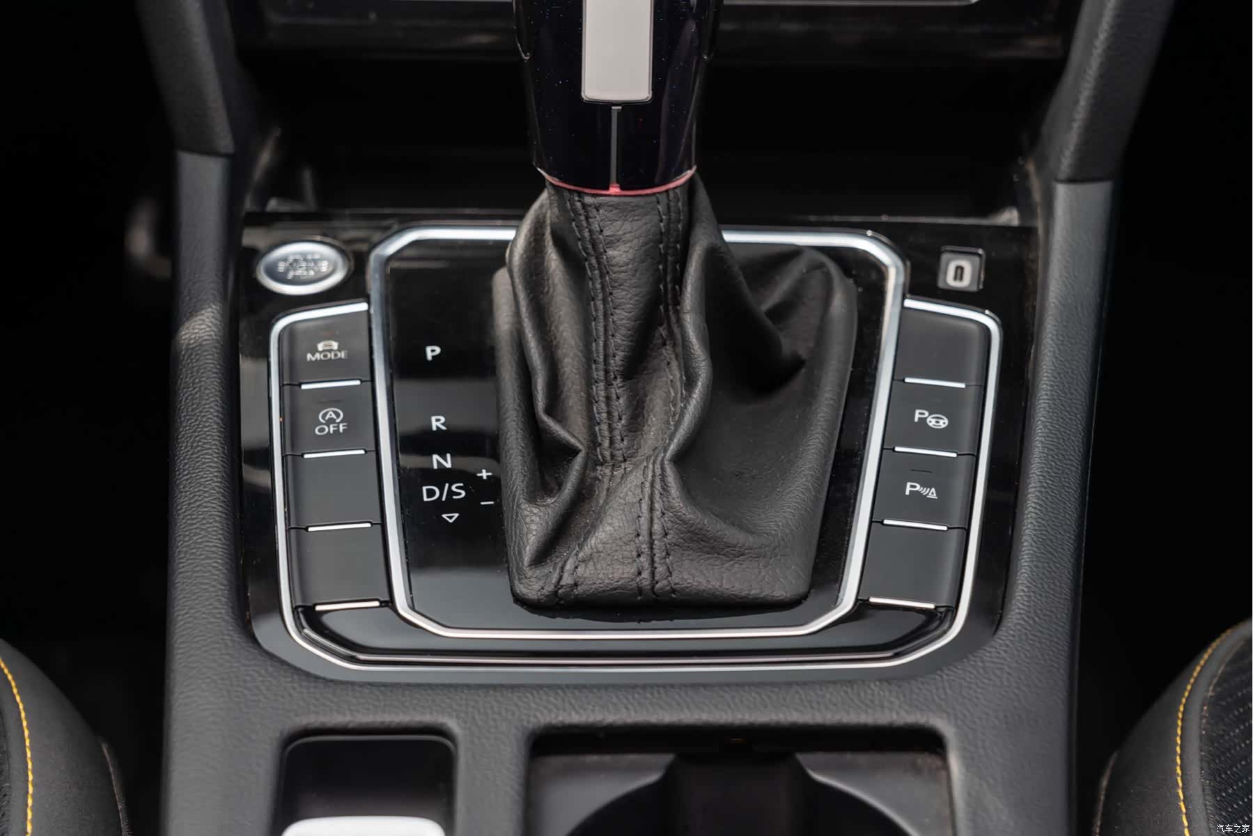 Volkswagen CC, 2022 20