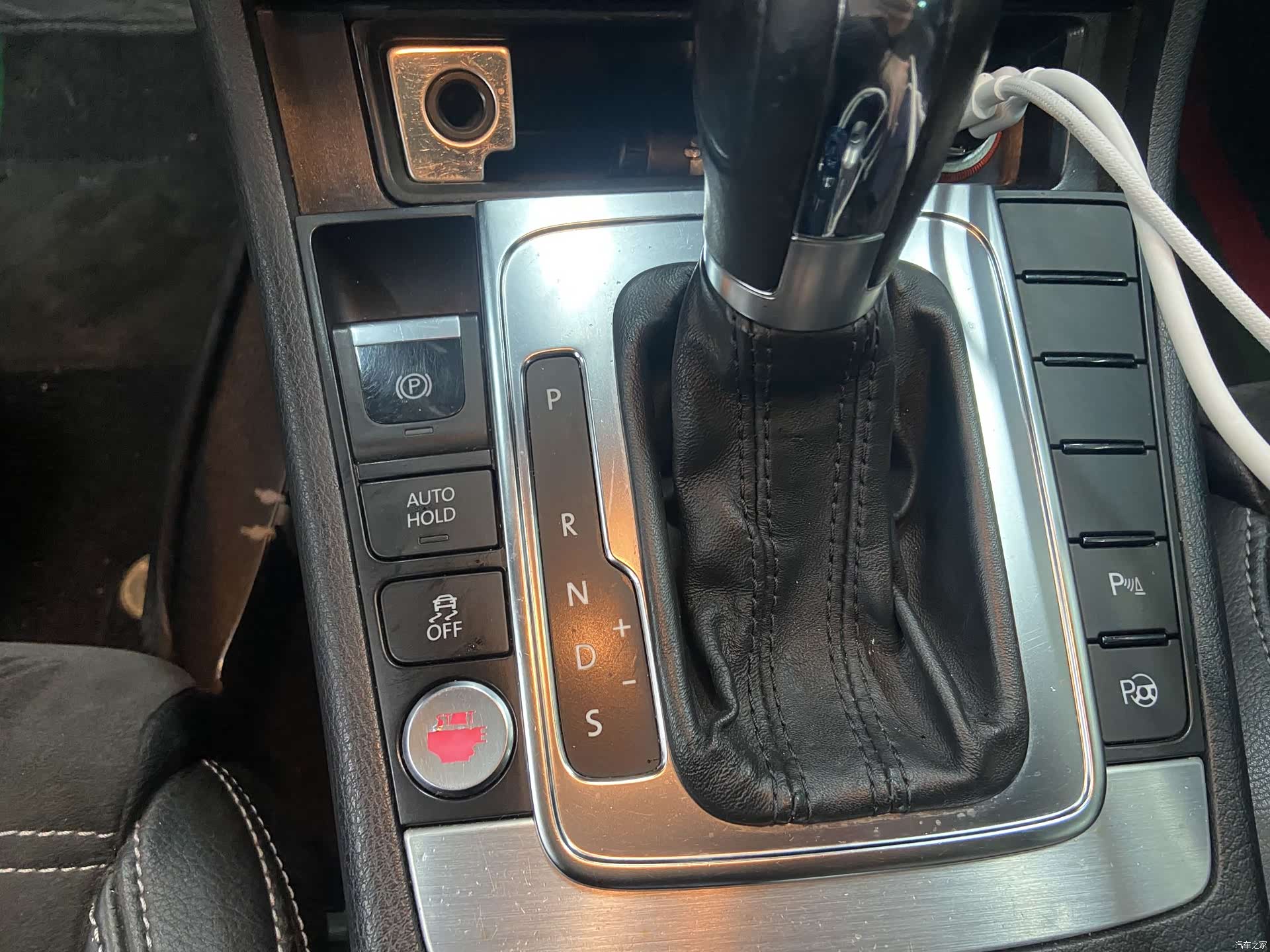 Volkswagen CC, 2012 12