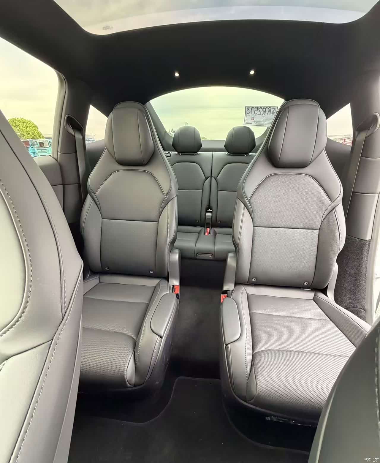 Tesla Model Y, 2026 22