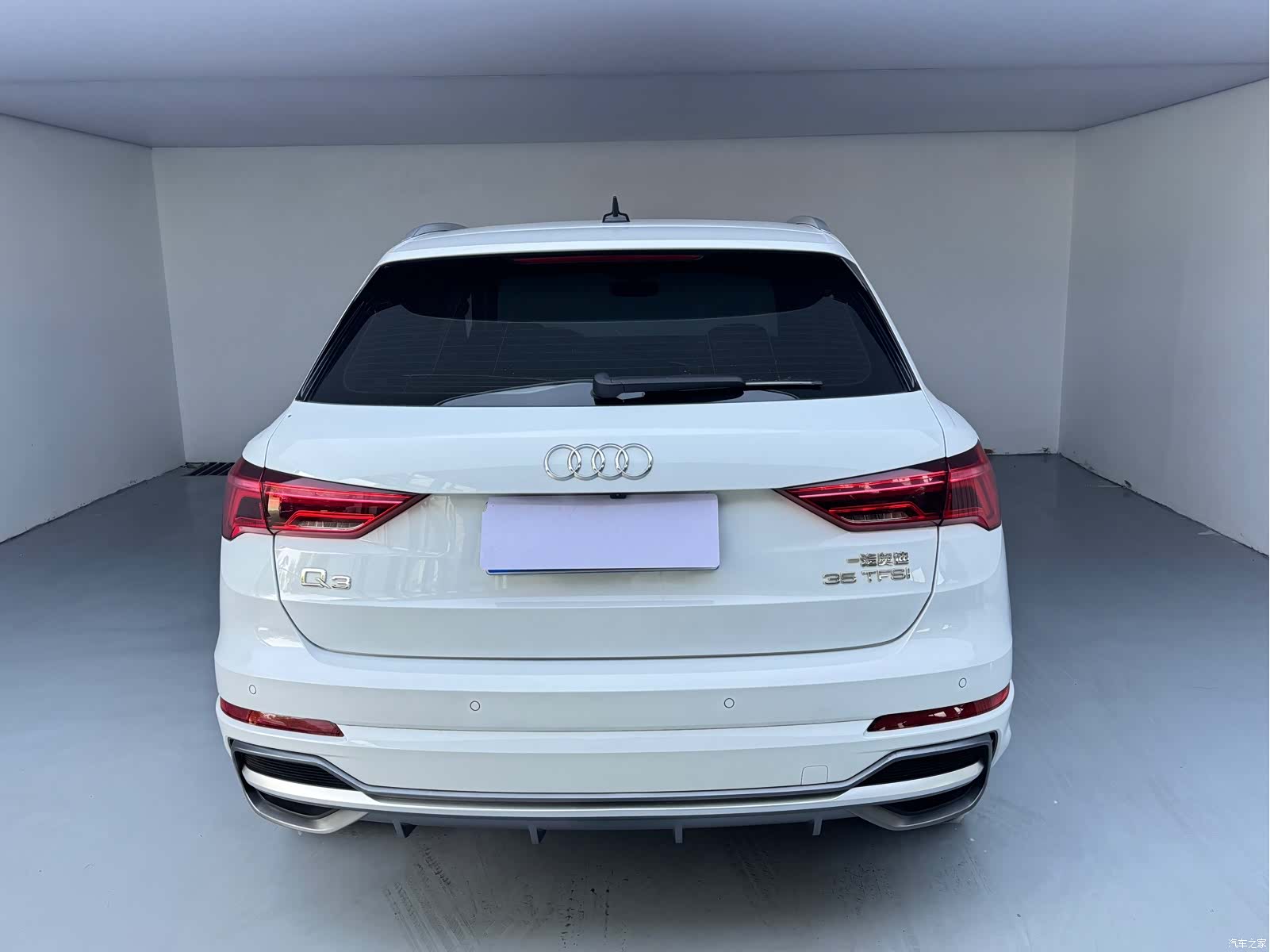 Audi Q3, 2022 все фото