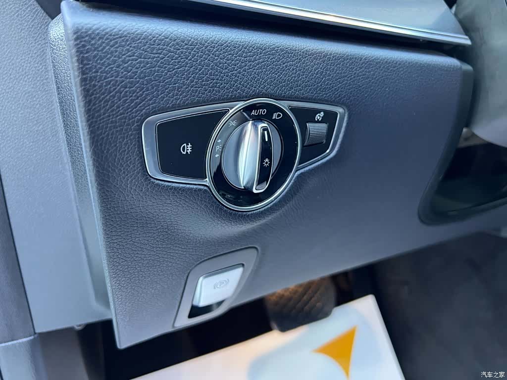 Mercedes-Benz E-Class, 2019 21