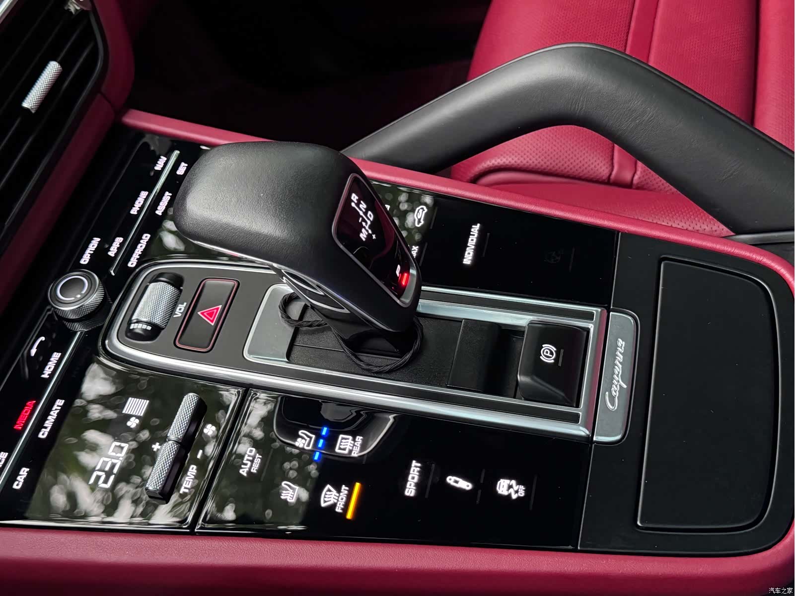 Porsche Cayenne, 2020 14