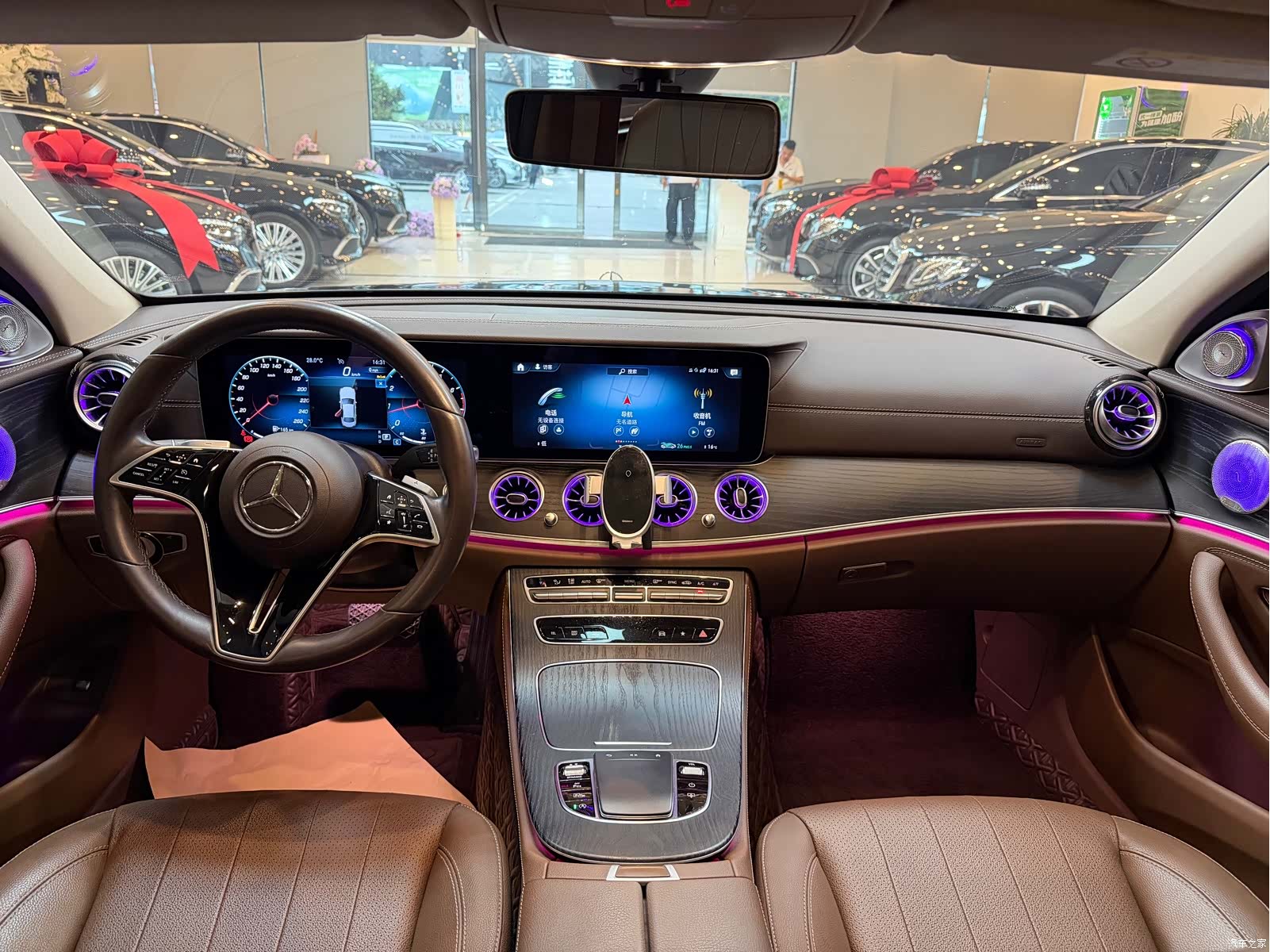 Mercedes-Benz E-Class, 2023 10