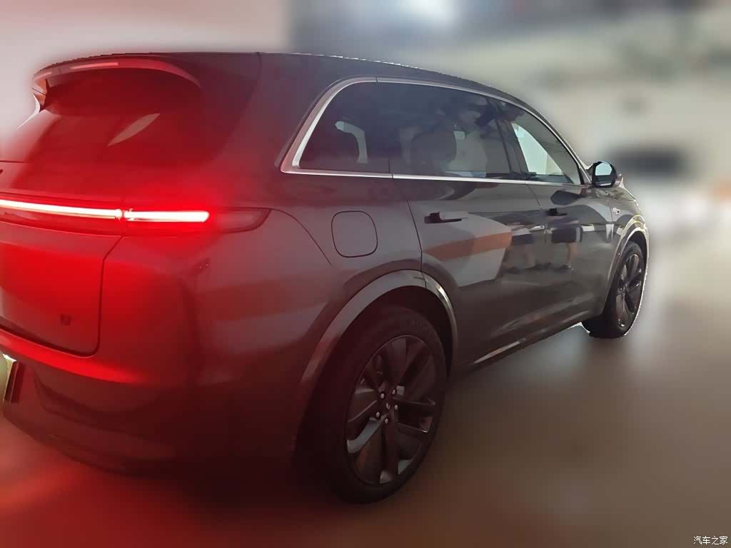 Li Auto L7, 2023 4