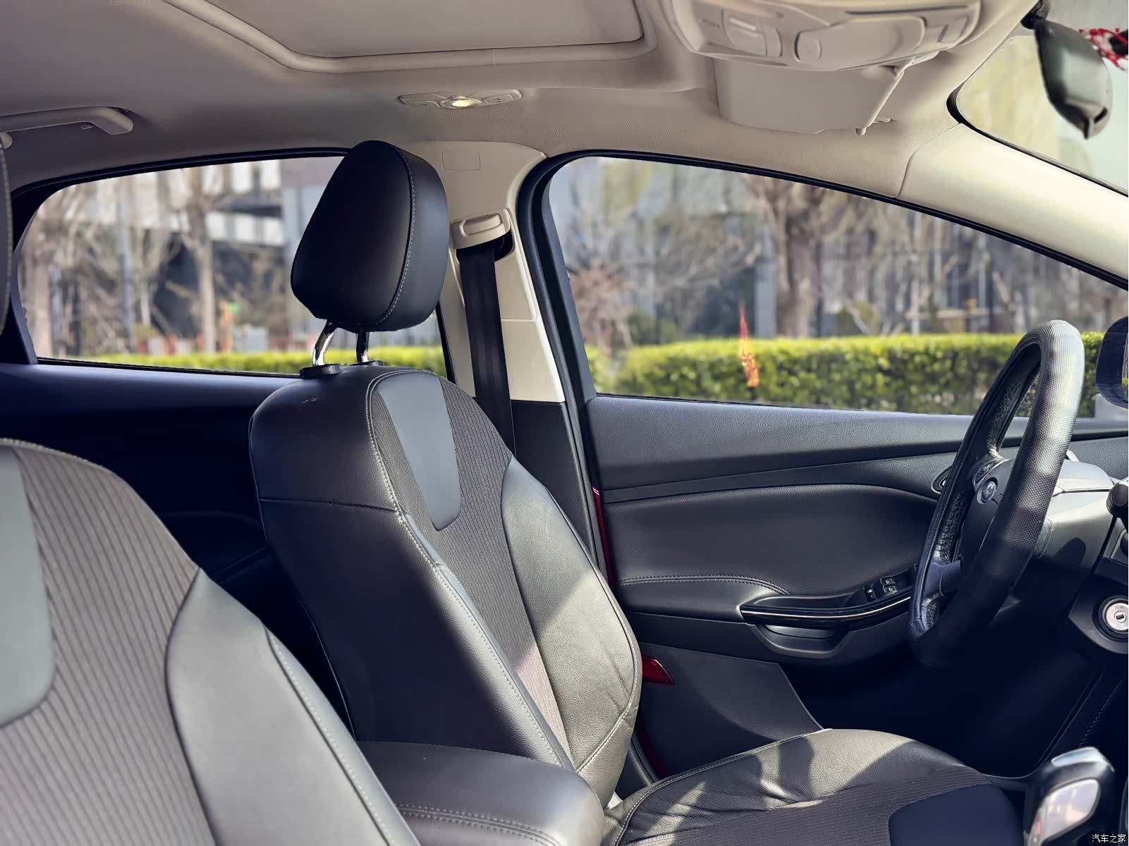 Ford Focus, 2015 19
