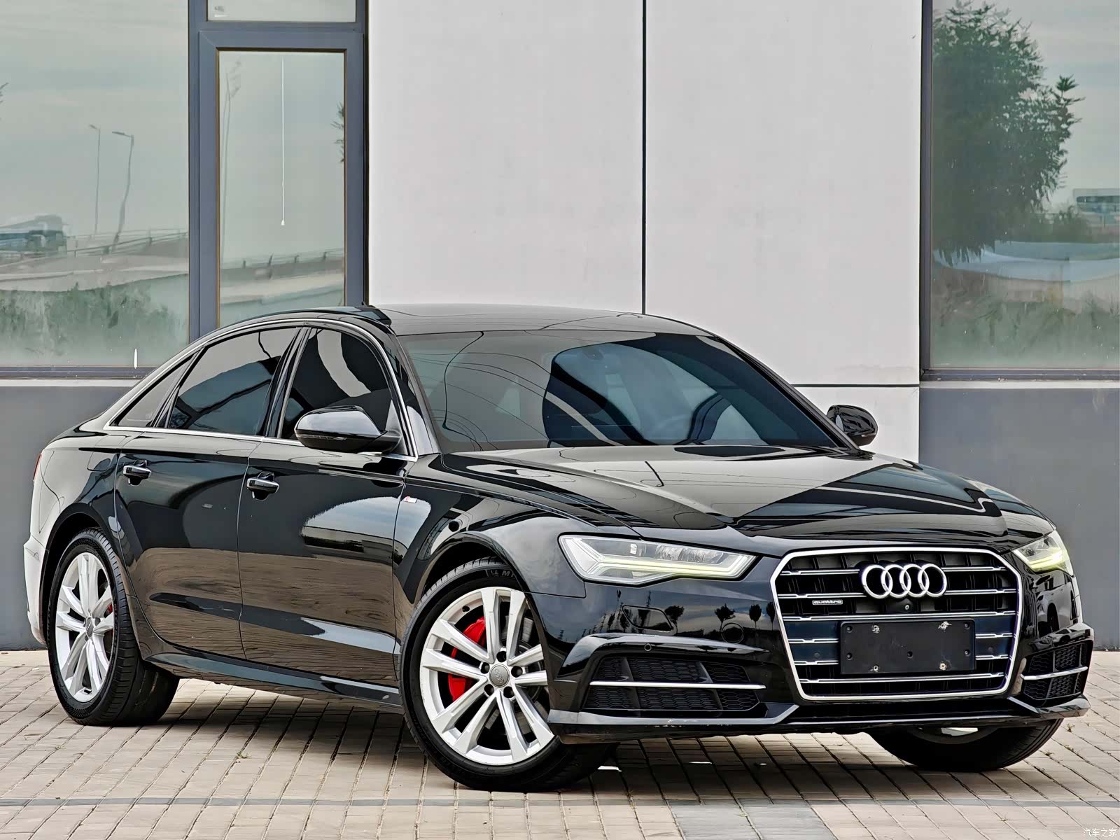 Audi A6L, 2018 3