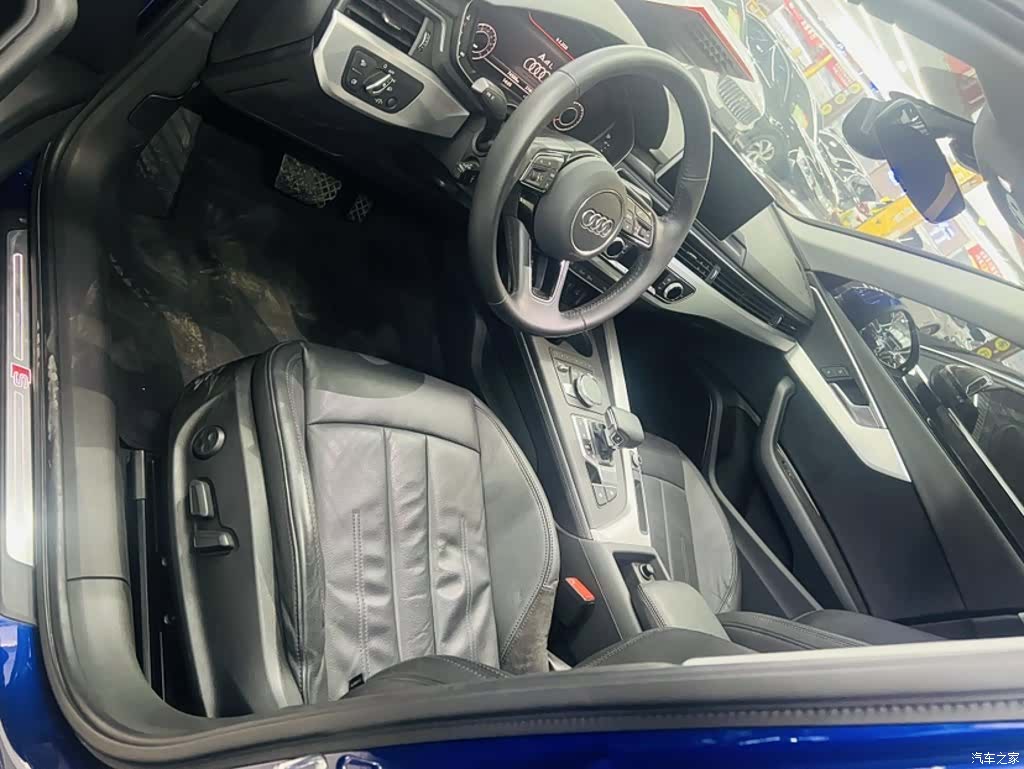 Audi A4L, 2019 20