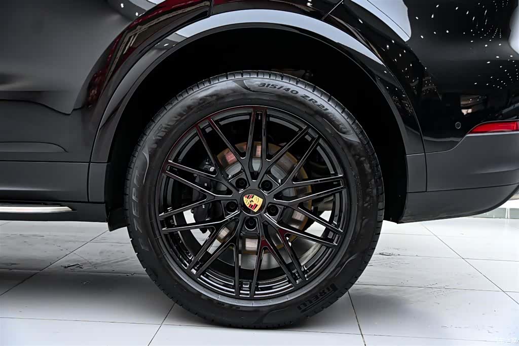 Porsche Cayenne, 2025 38