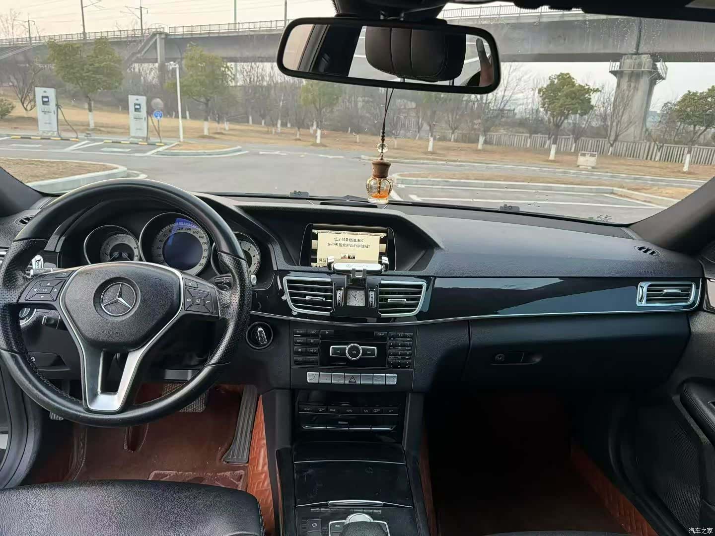 Mercedes-Benz E-Class, 2014 9
