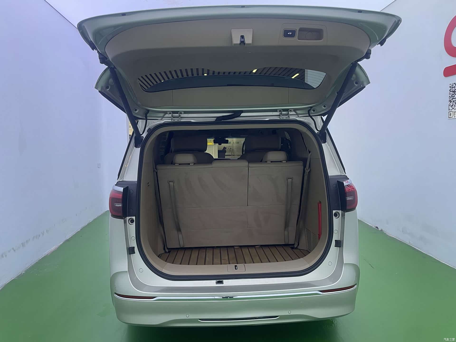Buick GL8, 2021 12