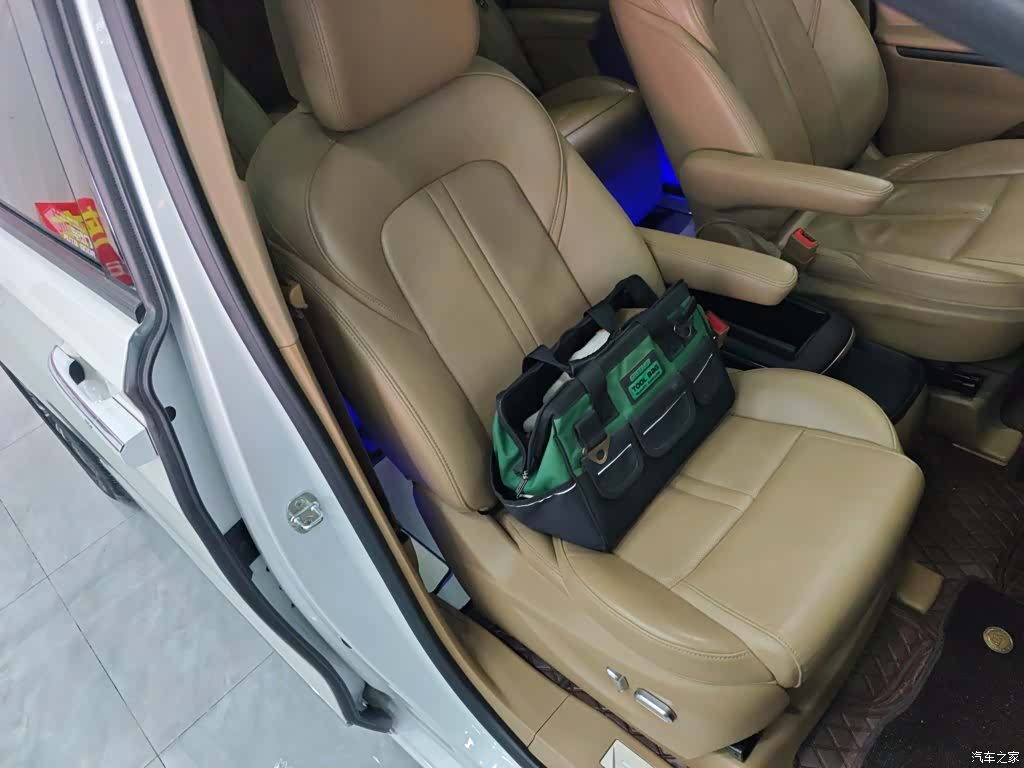 Buick GL8, 2021 20