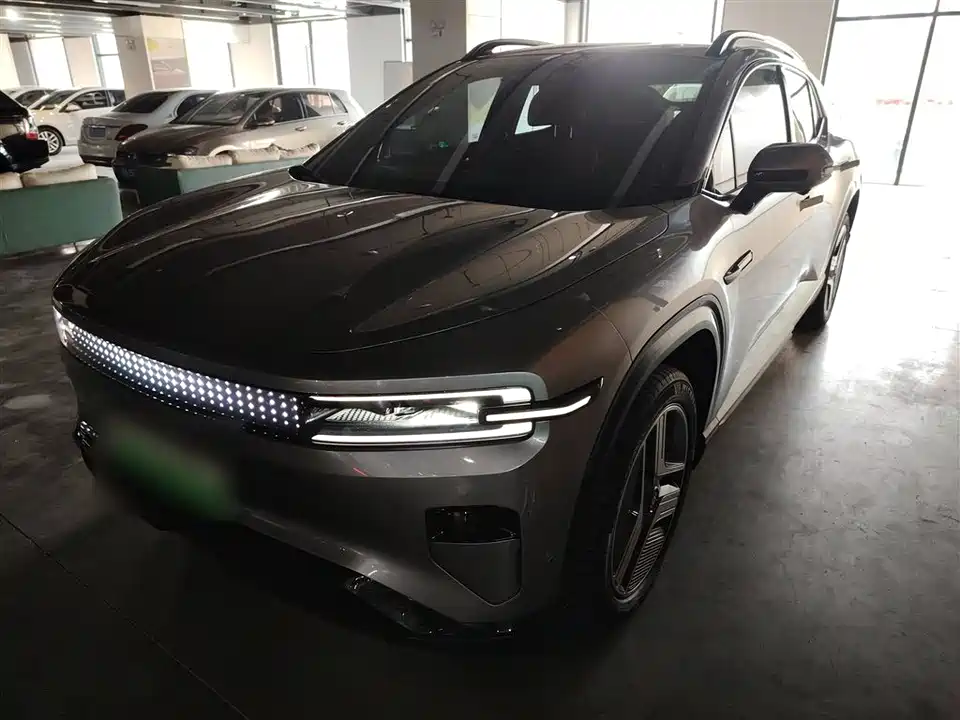 Changan E07