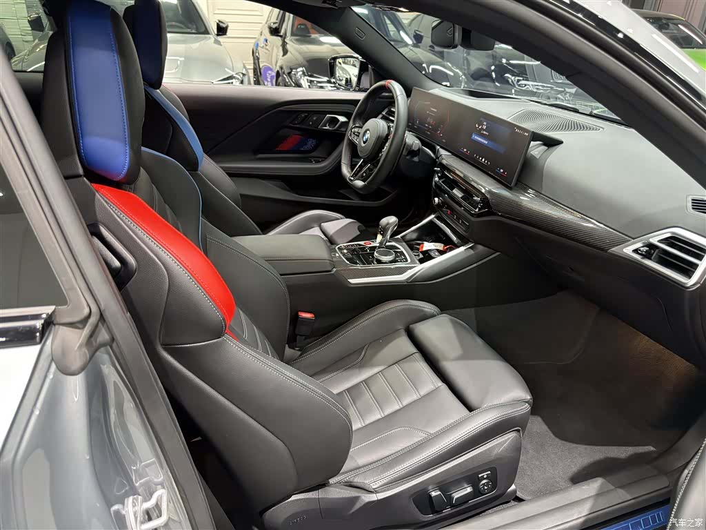 BMW M2, 2025 10