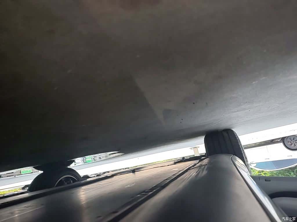 Tesla Model 3, 2024 21