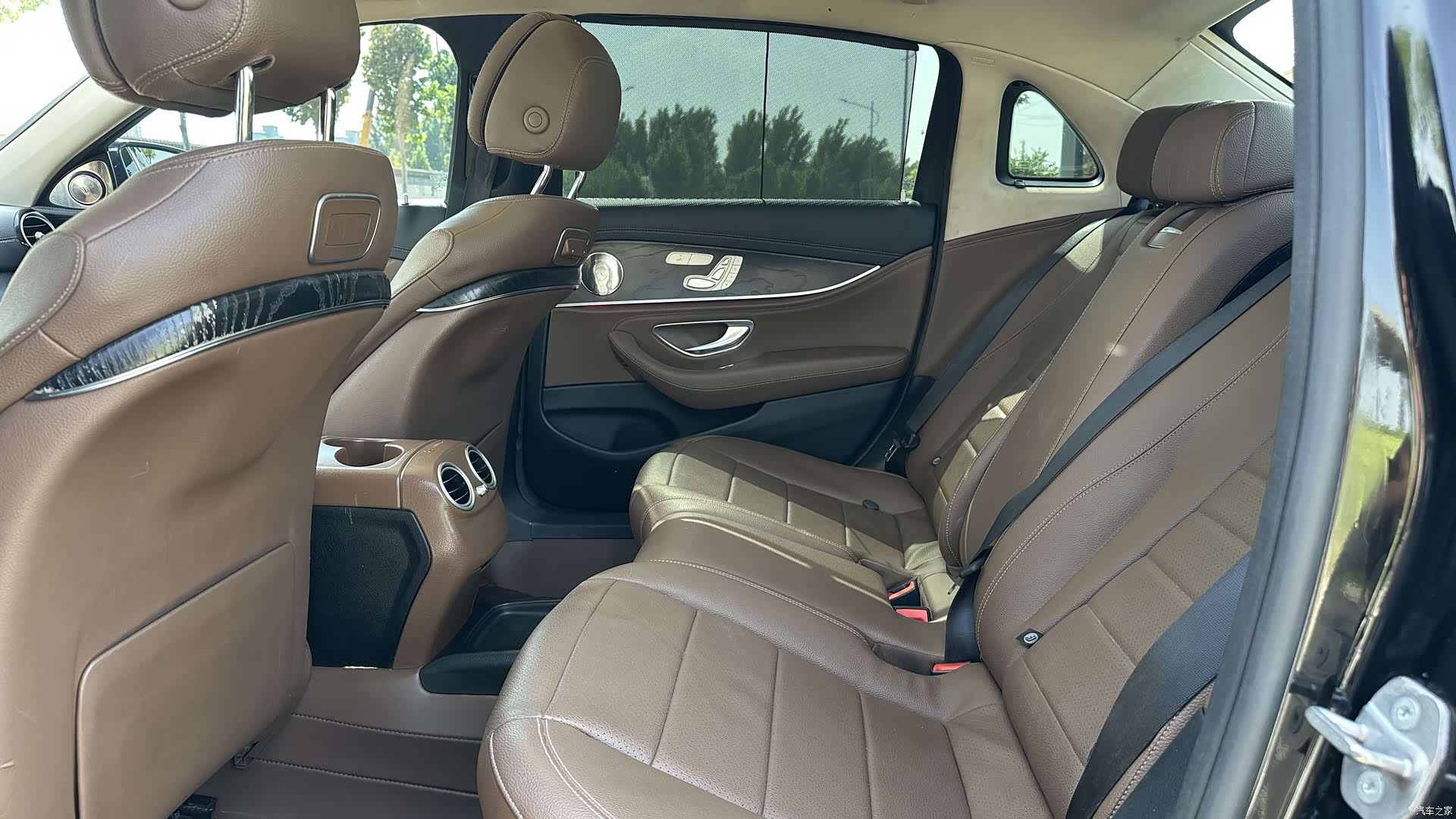Mercedes-Benz E-Class, 2018 9