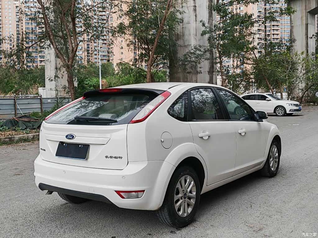 Ford Focus, 2014 13