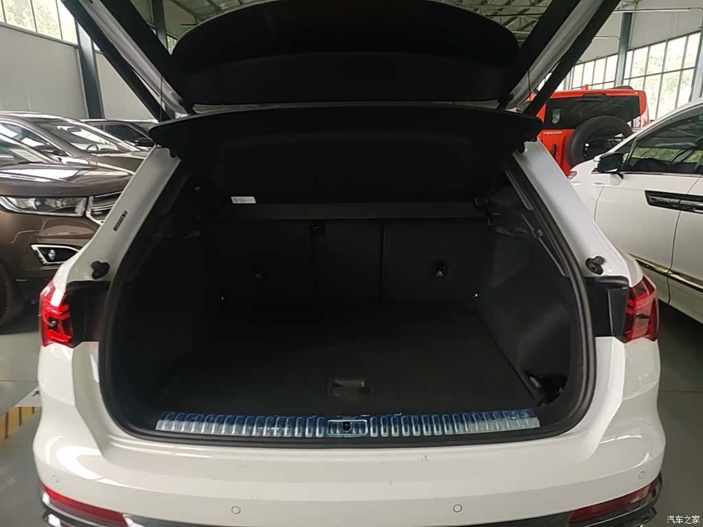 Audi Q3, 2024 19